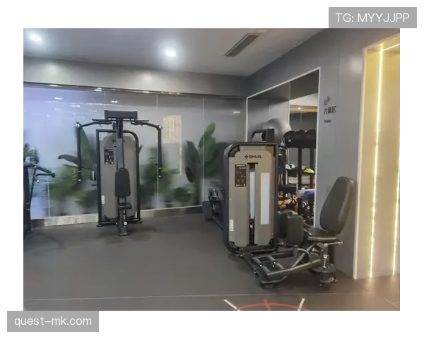 史梦瑶这训练强度，凌晨四点健身房打卡是认真的？